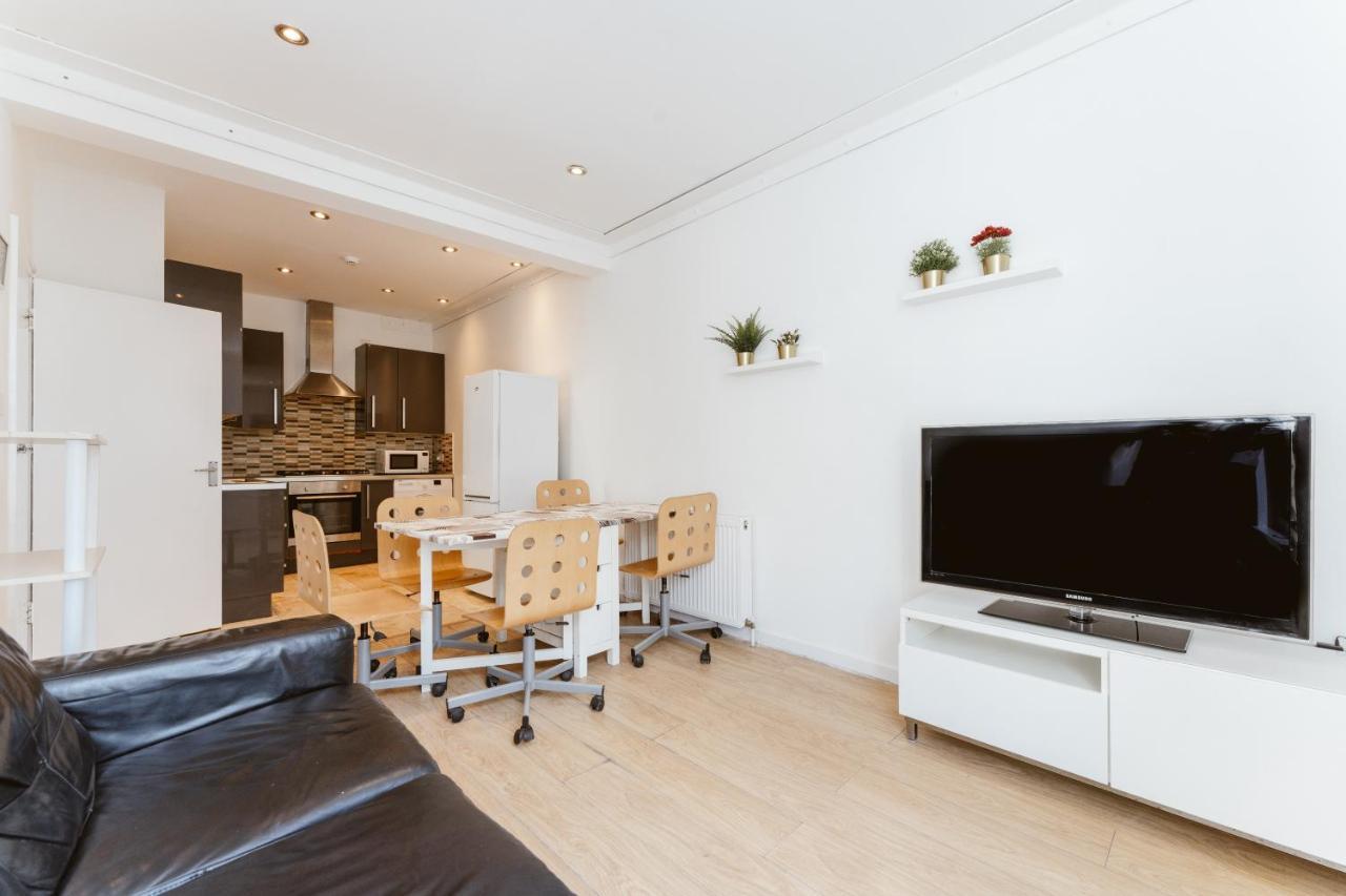 Mile End Double Rooms 27 Guest House London Exteriör bild