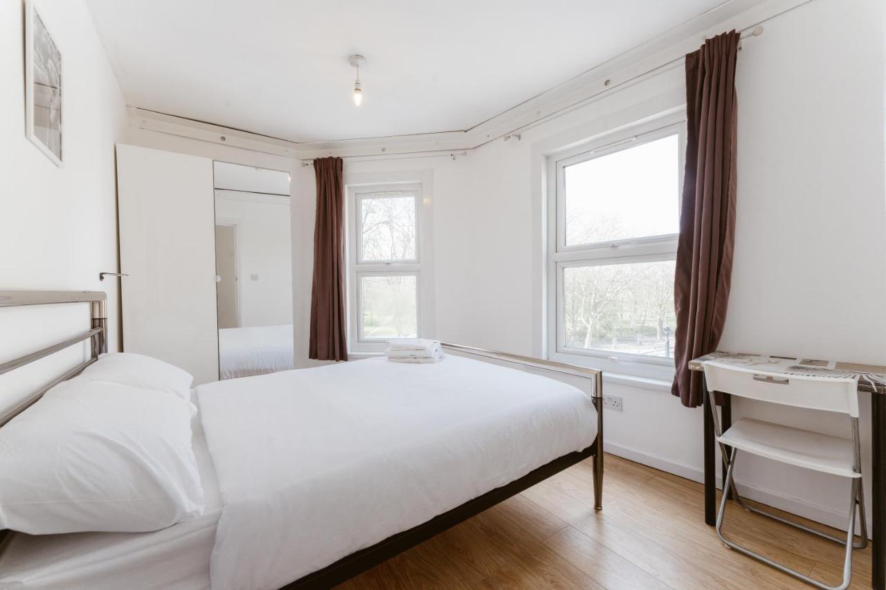 Mile End Double Rooms 27 Guest House London Exteriör bild
