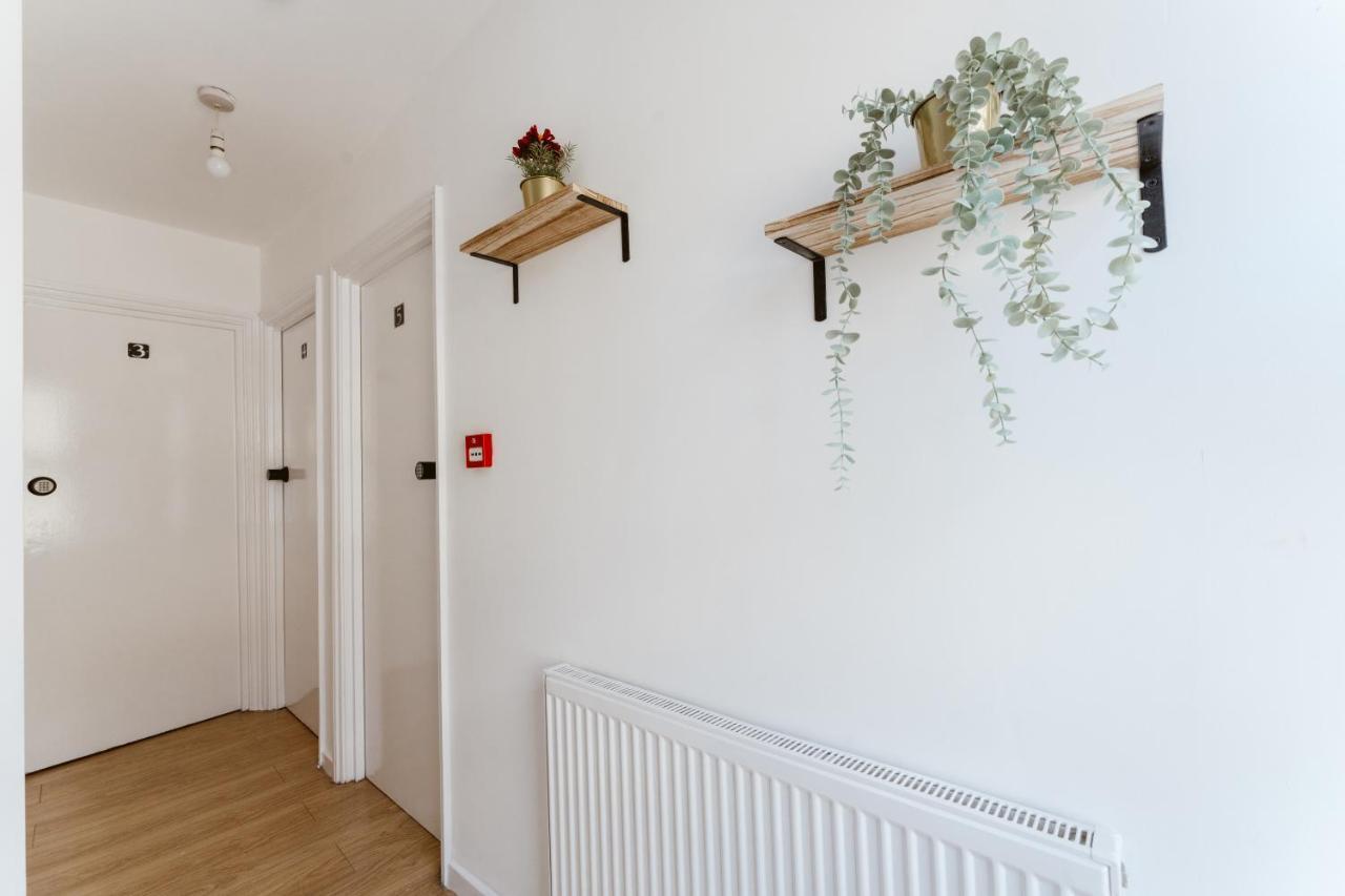 Mile End Double Rooms 27 Guest House London Exteriör bild