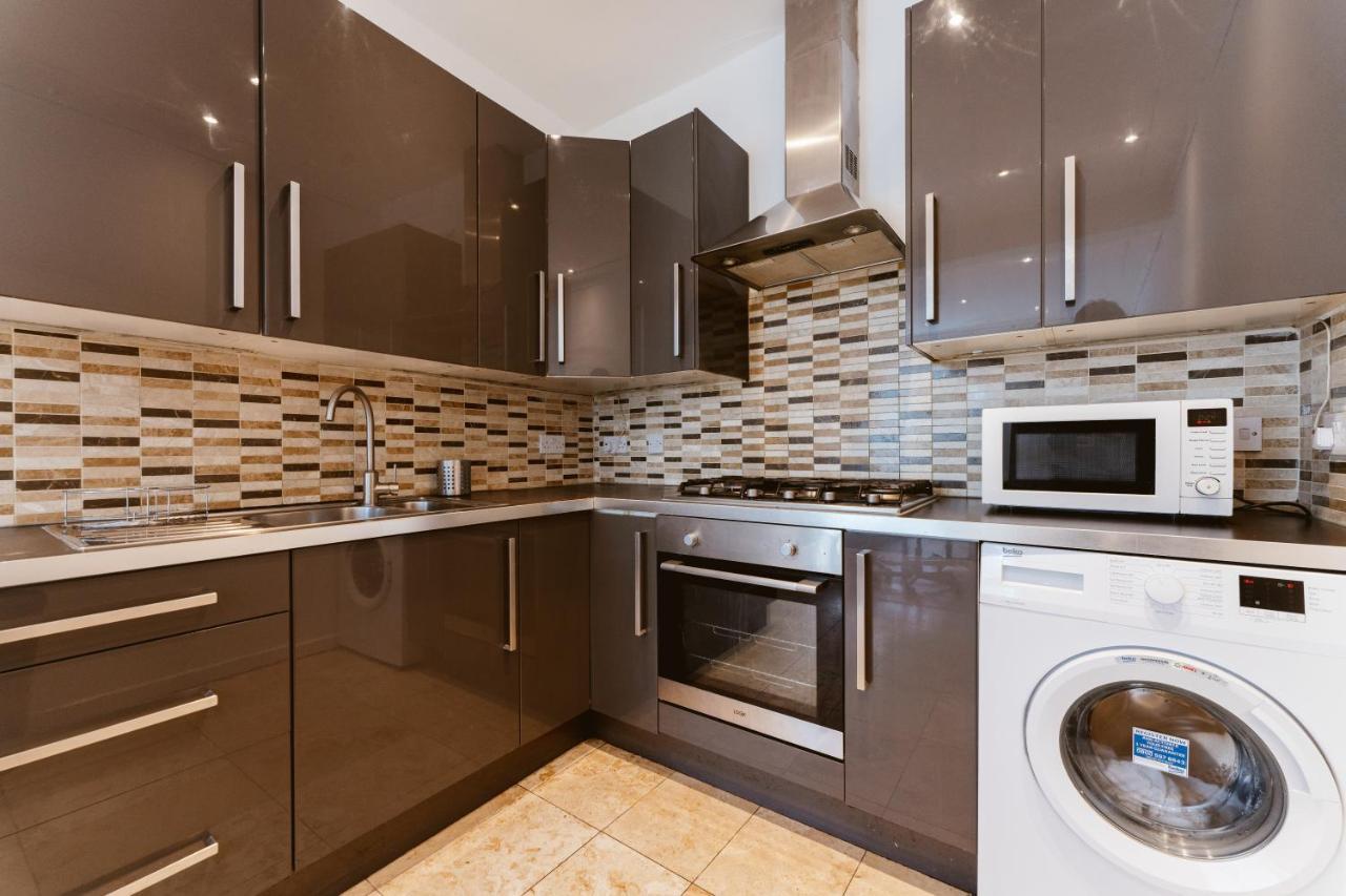 Mile End Double Rooms 27 Guest House London Exteriör bild