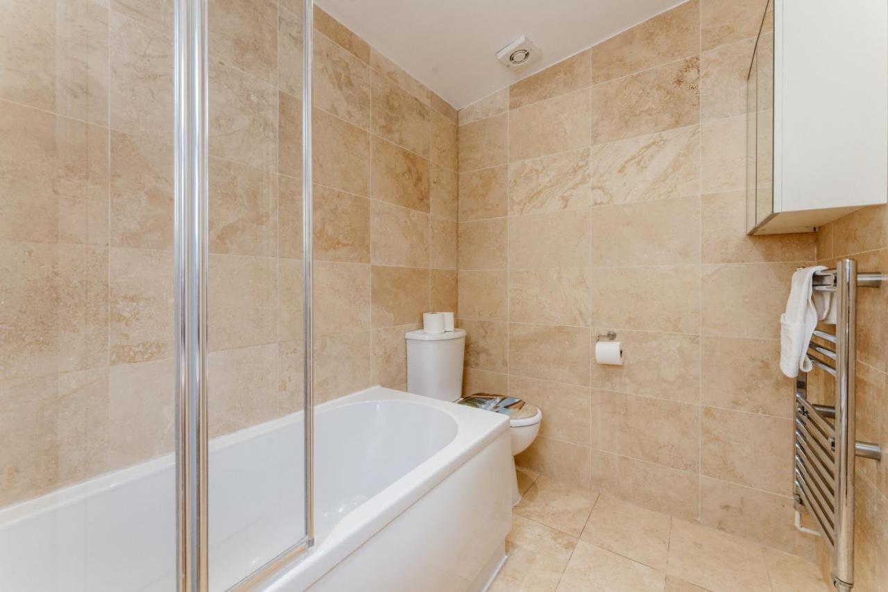 Mile End Double Rooms 27 Guest House London Exteriör bild